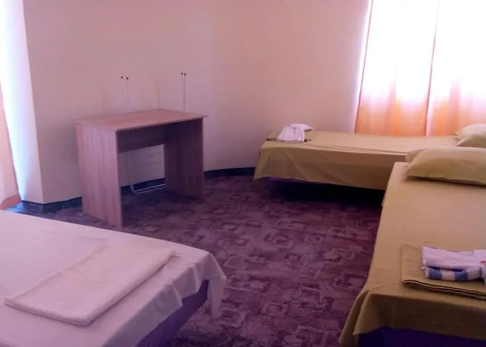 диана дик 호텔