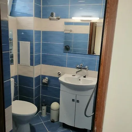 диана дик Hotell