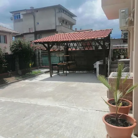 Hotell диана дик Kiten (Burgas)