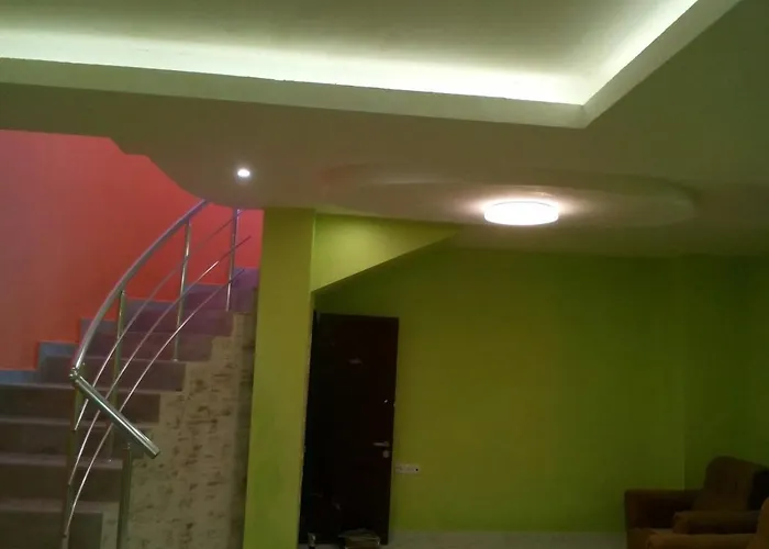 диана дик Kiten (Burgas)